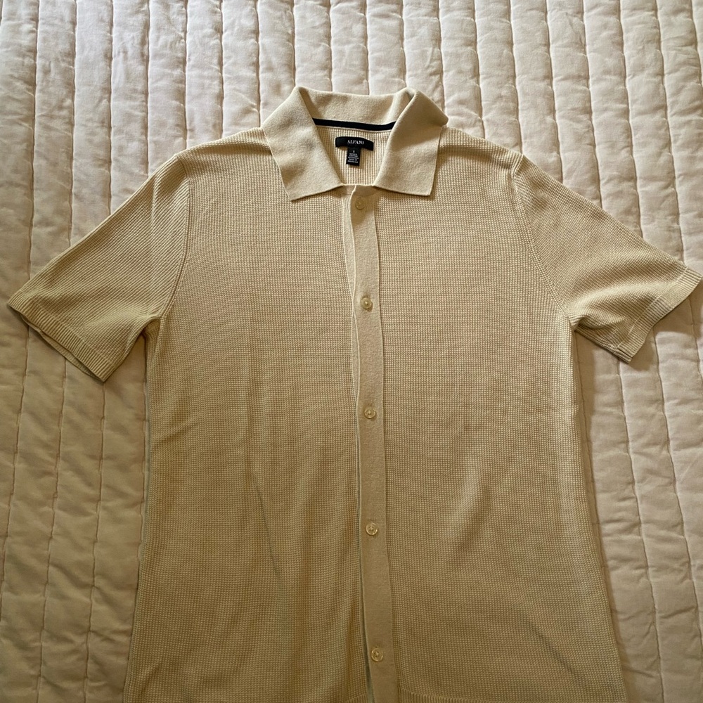 Alfani Cream Casual Button Down Shirt Smooth Fabric